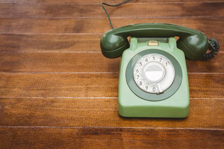 Telefon